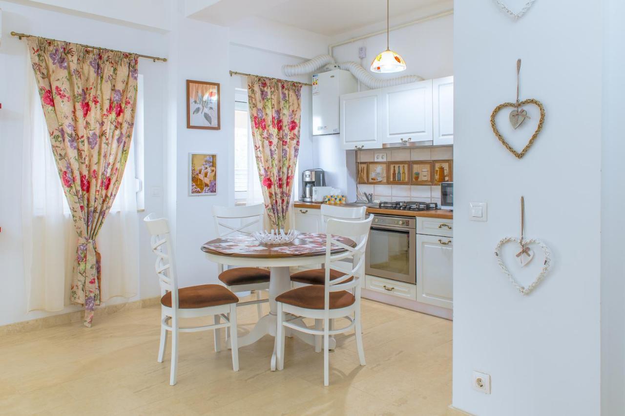 Morsky Appartement Năvodari Buitenkant foto